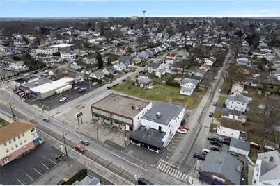 585 Warren Avenue, East Providence, RI 02914 - Photo 44