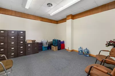 585 Warren Avenue, East Providence, RI 02914 - Photo 24