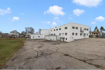 585 Warren Avenue, East Providence, RI 02914 - Photo 36