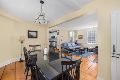 26 Thames Street, Newport, RI 02840 - Photo 20