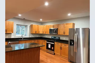 182 Avenue C #S6, Woonsocket, RI 02895 - Photo 2