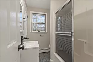 42 Belfield Dr, Johnston, RI 02919 - Photo 8