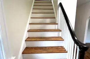 171 Canton St, Providence, RI 02908 - Photo 12