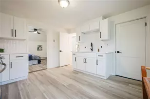 159 Dunnell Ave, Pawtucket, RI 02860 - Photo 10