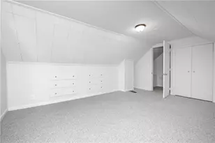 67 Cameron St, Pawtucket, RI 02861 - Photo 10