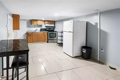 22 Suffolk Street, Providence, RI 02907 - Photo 16