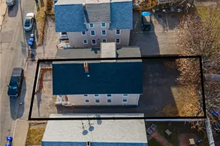 22 Suffolk St, Providence, RI 02907 - Photo 4