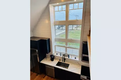 395 Park Avenue, Portsmouth, RI 02871 - Photo 12