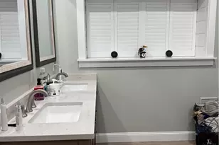 395 Park Ave, Portsmouth, RI 02871 - Photo 20