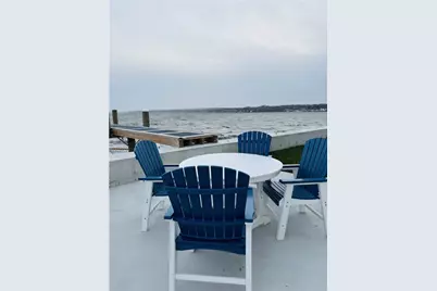 395 Park Avenue, Portsmouth, RI 02871 - Photo 4