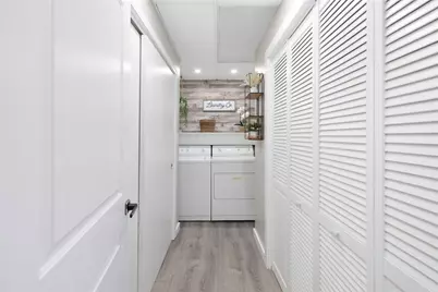 54 Salem Avenue, Cranston, RI 02920 - Photo 32