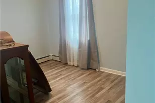 84 N View Ave, Cranston, RI 02920 - Photo 4