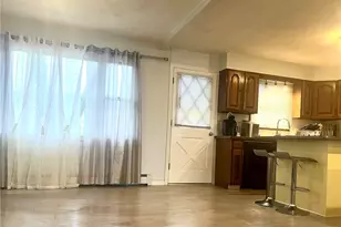 84 N View Ave, Cranston, RI 02920 - Photo 16