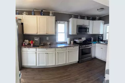 649 Public Street, Providence, RI 02907 - Photo 18