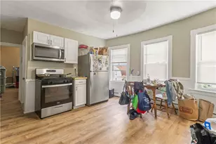 75 Baldwin St, Pawtucket, RI 02860 - Photo 12