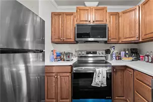 580 Thames St, Newport, RI 02840 - Photo 4