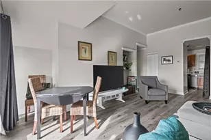 580 Thames St, Newport, RI 02840 - Photo 2