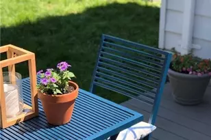 22 Dearborn St, Newport, RI 02840 - Photo 8