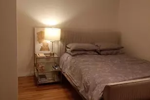 22 Dearborn St, Newport, RI 02840 - Photo 6