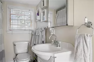 22 Stockholm St, Newport, RI 02840 - Photo 28