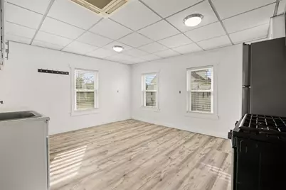 154 Summit Street, Pawtucket, RI 02860 - Photo 12