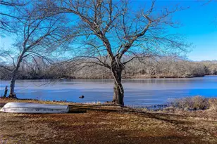 160 Oakwoods Dr, South Kingstown, RI 02879 - Photo 2