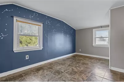 12 Vintner Avenue, East Providence, RI 02915 - Photo 14