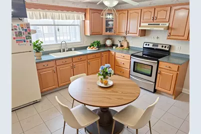 34 Robert Street, Pawtucket, RI 02861 - Photo 4