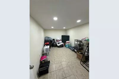 69 Whipple Avenue, Cranston, RI 02920 - Photo 14