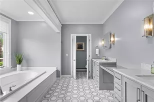 1 Harbor View Dr, Newport, RI 02840 - Photo 26