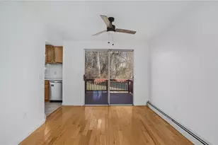 85 Reed St, Warwick, RI 02886 - Photo 12