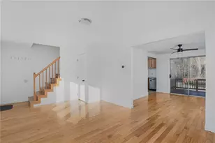 85 Reed St, Warwick, RI 02886 - Photo 18