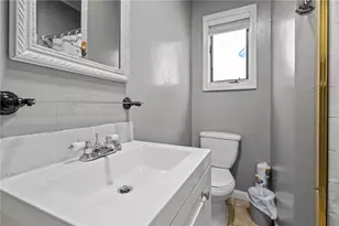 162 Merino St, Providence, RI 02909 - Photo 10