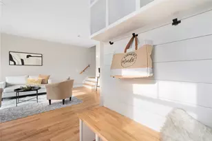 39 Winsor St, East Providence, RI 02914 - Photo 10