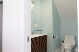 299 Prospect Ave, Middletown, RI 02842 - Photo 10