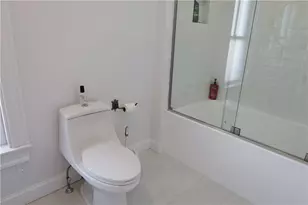 299 Prospect Ave, Middletown, RI 02842 - Photo 18