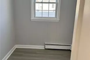 4 Crossway Rd, Cranston, RI 02910 - Photo 12