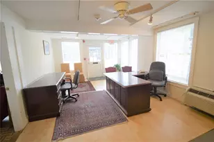 2 Broadway St, Newport, RI 02840 - Photo 2