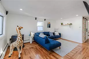 26 General St, Providence, RI 02904 - Photo 4