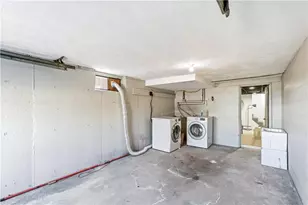 26 General St, Providence, RI 02904 - Photo 36