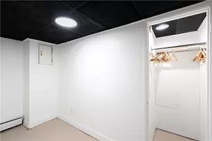 26 General St, Providence, RI 02904 - Photo 32