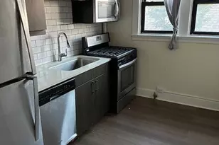 58 Taft Ave, Providence, RI 02906 - Photo 4