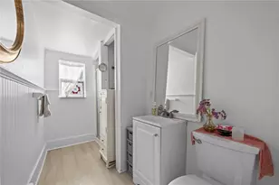 16 Courtway St, Narragansett, RI 02882 - Photo 22