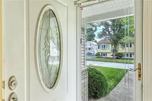 5 High St, Warwick, RI 02886 - Photo 4