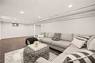 52 Earl St, West Warwick, RI 02893 - Photo 18