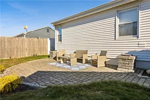 52 Earl St, West Warwick, RI 02893 - Photo 20