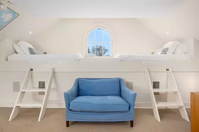 4 Hunter Avenue, Newport, RI 02840 - Photo 32