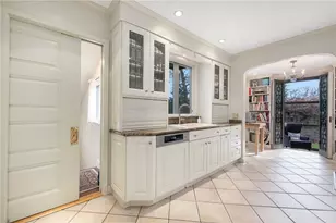 4 Hunter Ave, Newport, RI 02840 - Photo 22