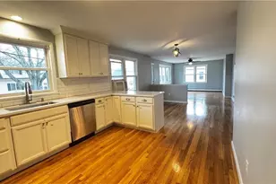 14 Palm St, North Providence, RI 02904 - Photo 2