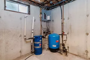 107 Walker St, Swansea, MA 02777 - Photo 36